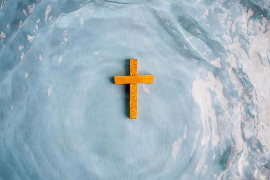 cross in the water
